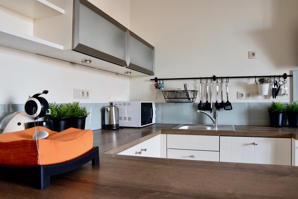 Luxury Apartment By Hi5 - Kiraly Street Suite ブダペスト エクステリア 写真